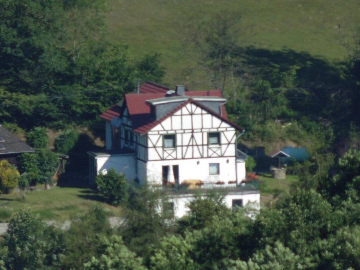Ferienwohnung Schaefer Waldbreitbach ภายนอก รูปภาพ