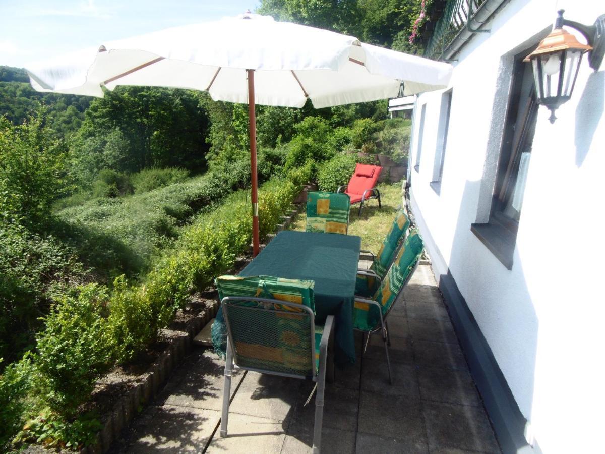 Ferienwohnung Schaefer Waldbreitbach ภายนอก รูปภาพ